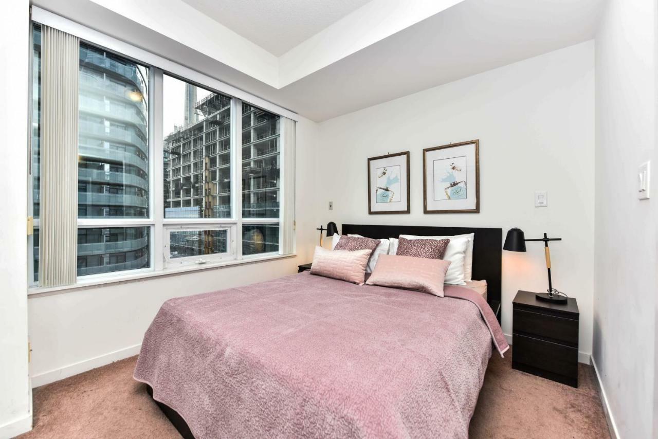 Sarkar Suites - Maple Leaf Square 多伦多 外观 照片